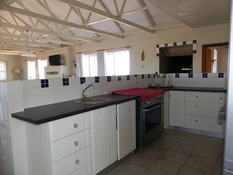 4 Bedroom Property for Sale in Golden Mile Western Cape